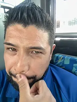 Snapshot of cfomega4592 chatting on November 18, 5:17 pm cfomega4592 online show from November 18, 5:17 pm