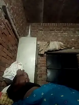 Snapshot of Xx_pooja chatting on October 2, 9:22 pm Xx pooja online show from October 2, 9:22 pm