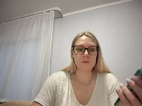 NikexPretty online show from October 29, 8:10 pm