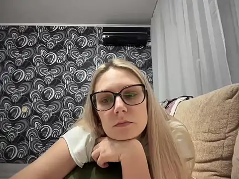 NikexPretty online show from November 2, 10:12 pm