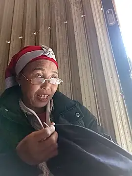 me-cute online show from January 12, 3:56 am