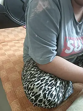 payal 261072  online show from December 2, 3:23 am