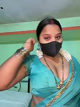 Snapshot of Shneeha_le chatting on April 6, 4:30 pm Shneeha le online show from April 6, 4:30 pm