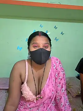 Snapshot of Shneeha_le chatting on April 18, 5:17 pm Shneeha le online show from April 18, 5:17 pm