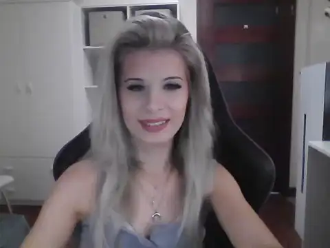 KristineGlow online show from October 6, 7:06 am