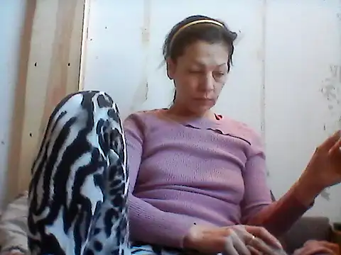 Snapshot of Milana38 chatting on May 5, 8:44 am Milana38 online show from May 5, 8:44 am
