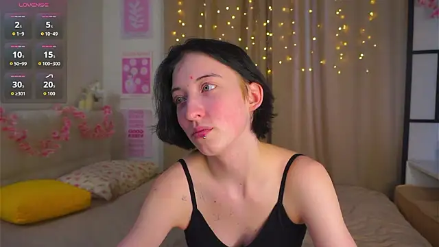 JuanaFriesz online show from March 5, 9:38 am