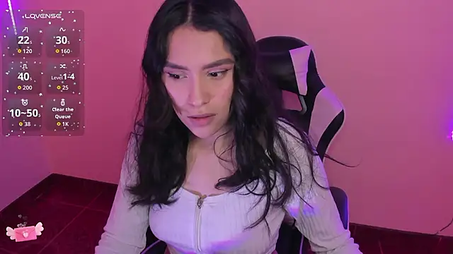 Snapshot of megaan_cb chatting on February 6, 4:10 pm megaan cb online show from February 6, 4:10 pm