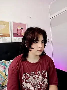 Snapshot of damienbeltmonth chatting on November 7, 8:20 pm damienbeltmonth online show from November 7, 8:20 pm