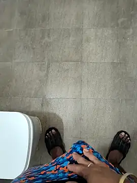 Snapshot of bigdick_lickingexpert08 chatting on October 1, 8:15 pm bigdick lickingexpert08 online show from October 1, 8:15 pm