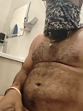 Snapshot of bigdick_lickingexpert08 chatting on October 29, 6:20 pm bigdick lickingexpert08 online show from October 29, 6:20 pm