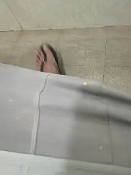 bigdick lickingexpert08 online show from February 26, 7:02 pm