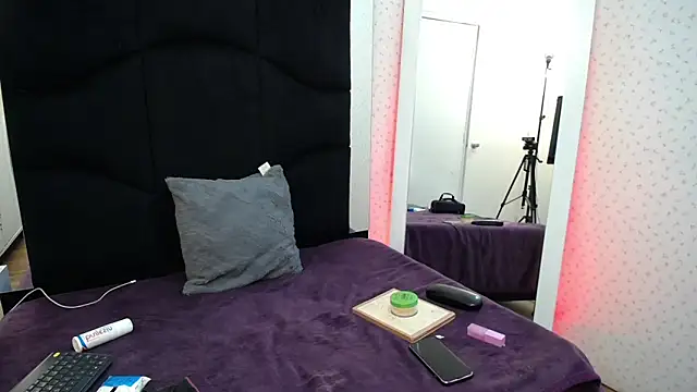 LunaRichy  online show from September 12, 11:32 am