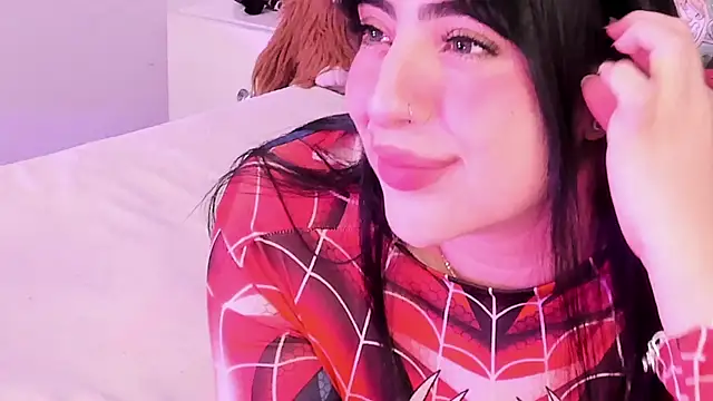 Camila Matinez  online show from April 14, 1:11 am