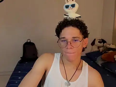 Tom Blues online show from October 24, 1:29 pm