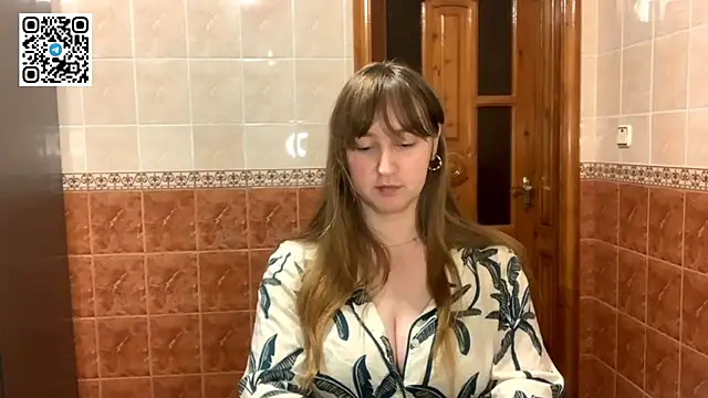 MaroonMoon  online show from September 29, 7:30 pm