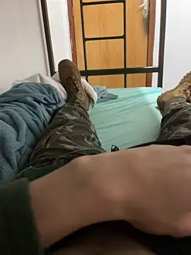 Snapshot of CaboMal chatting on October 12, 11:37 pm CaboMal online show from October 12, 11:37 pm