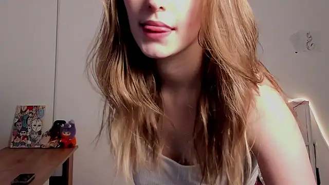 Snapshot of VesperaCeleste chatting on February 1, 10:47 am VesperaCeleste online show from February 1, 10:47 am