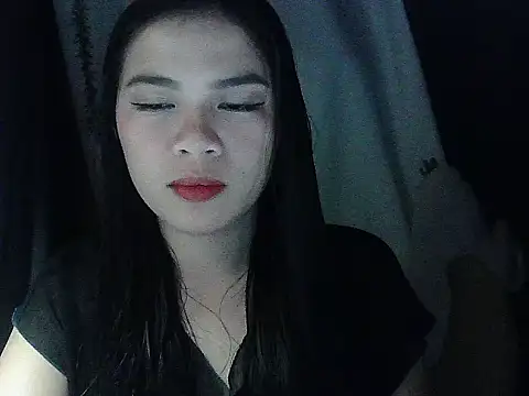 Snapshot of Zachariah_05 chatting on March 7, 11:18 am Zachariah 05 online show from March 7, 11:18 am