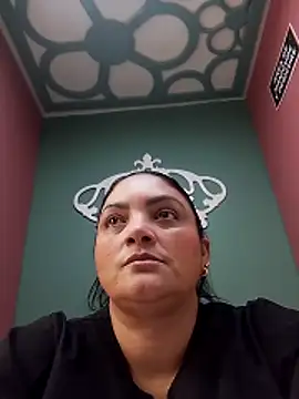 tiffany Johnson1 online show from November 11, 4:40 pm