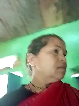 Manavi x online show from February 11, 9:25 am