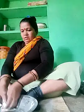 Snapshot of Manavi_x chatting on June 4, 1:22 am Manavi x online show from June 4, 1:22 am