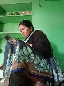 Snapshot of Manavi_x chatting on July 4, 1:23 am Manavi x online show from July 4, 1:23 am