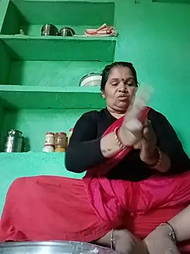 Snapshot of Manavi_x chatting on July 7, 2:14 am Manavi x online show from July 7, 2:14 am