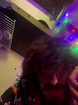 Snapshot of Unknownstepbrother chatting on September 30, 7:24 am Unknownstepbrother online show from September 30, 7:24 am