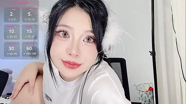 medusanamei online show from October 13, 1:00 pm