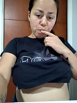 camila-titis online show from March 15, 3:45 am