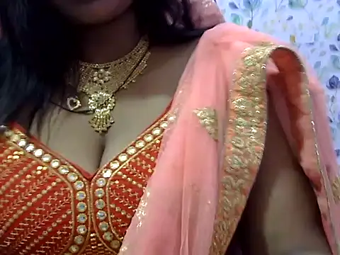 Snapshot of Rooshami_hot01 chatting on October 10, 4:50 pm Rooshami hot01 online show from October 10, 4:50 pm