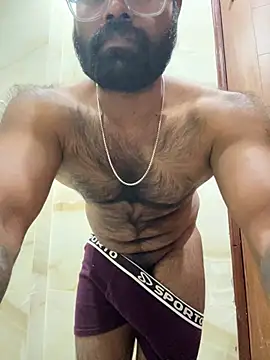 DJLOVE280825 online show from April 10, 9:52 pm