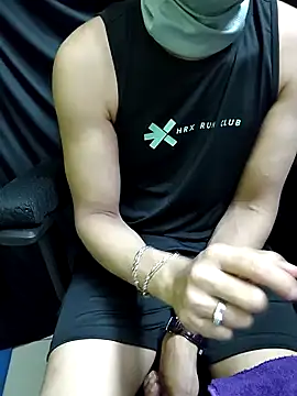 chocolate alone online show from November 17, 8:20 am