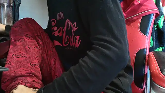 Snapshot of my_lord_28 chatting on September 28, 4:12 pm my lord 28 online show from September 28, 4:12 pm