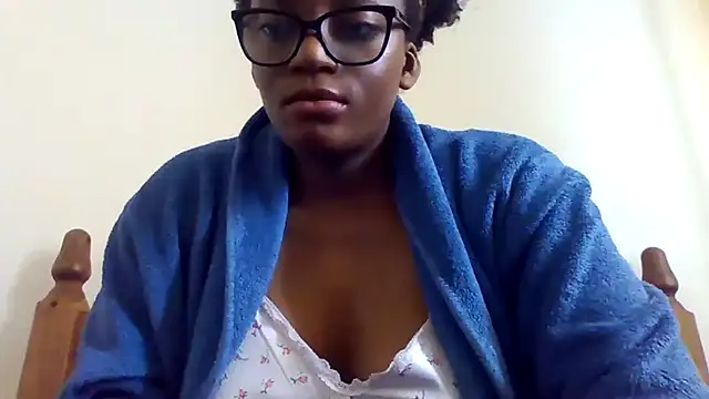 Snapshot of SexyGemBeautyX chatting on September 13, 5:24 pm SexyGemBeautyX online show from September 13, 5:24 pm