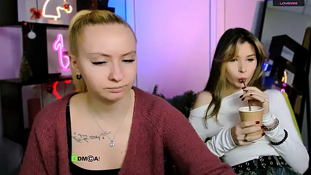 mila glow1 online show from January 11, 7:19 pm