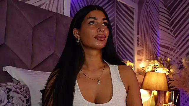 EvaRhea online show from June 10, 2:56 am