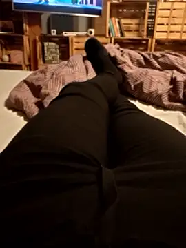 Horny mummy online show from March 23, 8:35 pm