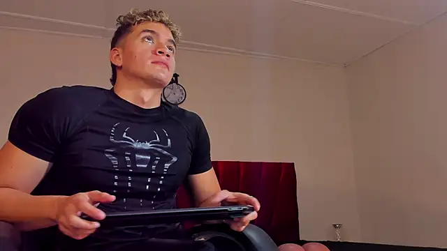 paull george online show from September 26, 4:05 am