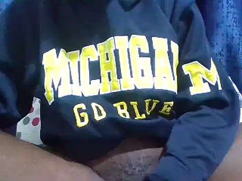 Snapshot of chocolatebarbiee chatting on February 6, 2:53 pm chocolatebarbiee online show from February 6, 2:53 pm