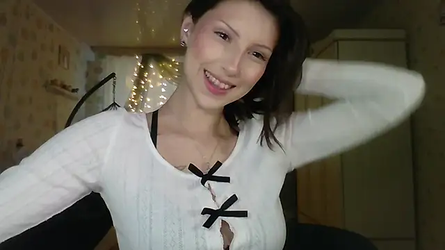 RuxaShade online show from December 15, 11:14 am