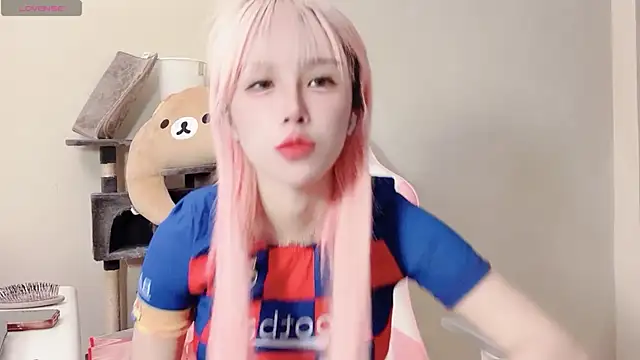 Snapshot of jiajia_0902 chatting on May 4, 10:11 am jiajia 0902 online show from May 4, 10:11 am