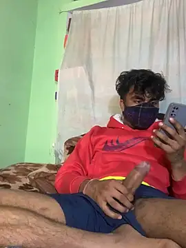 uniquesexyboy5689 online show from February 19, 6:09 am