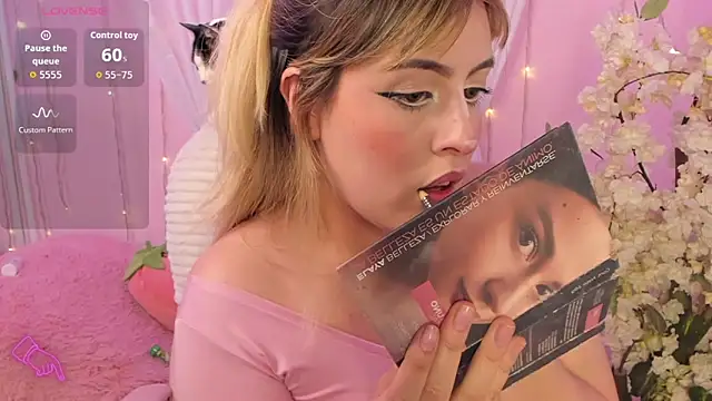 Jenny Wolridge  online show from February 1, 1:04 am