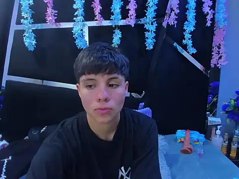 Bruno Cruzz online show from November 4, 3:05 am