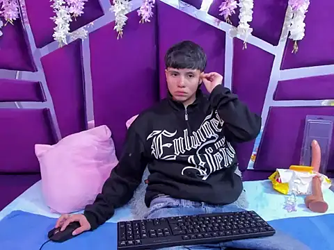 Bruno Cruzz online show from November 23, 2:22 am