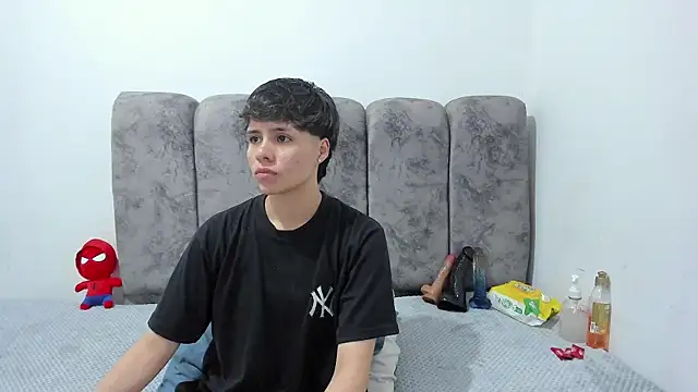 Bruno Cruzz online show from July 29, 2:32 am