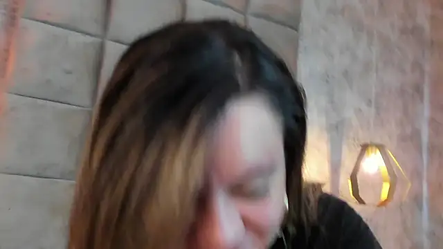 Sky Junne online show from January 8, 5:48 pm