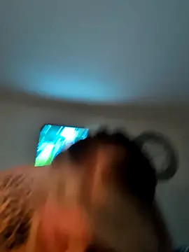 Snapshot of Chffbhf chatting on October 29, 5:53 am Chffbhf online show from October 29, 5:53 am